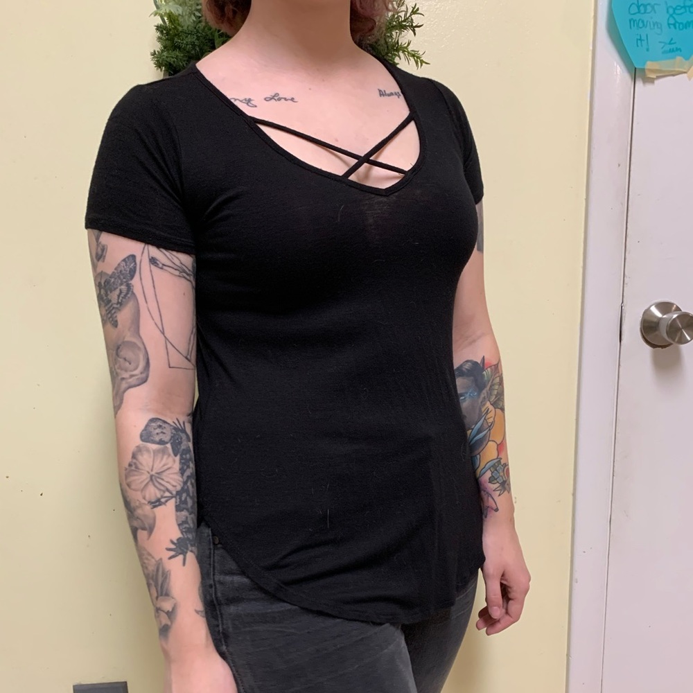 Strappy T Shirt | Size Small